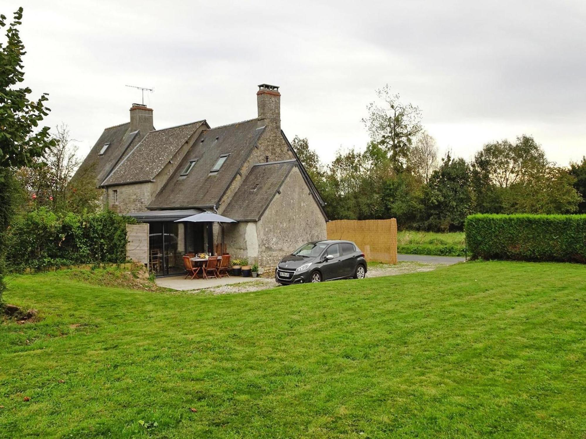 Semi-detached House, Brucheville Holiday home