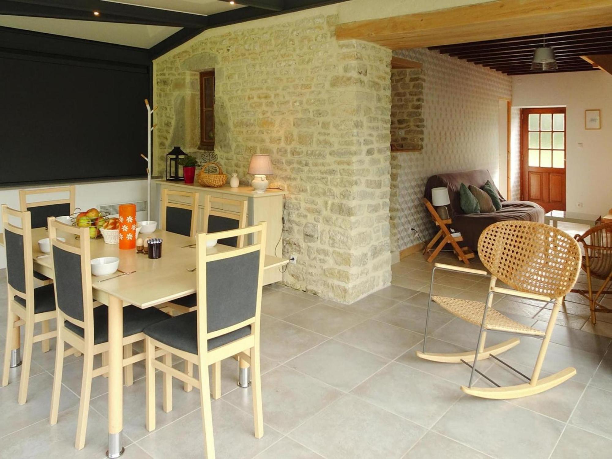 Semi-detached House, Brucheville Holiday home *