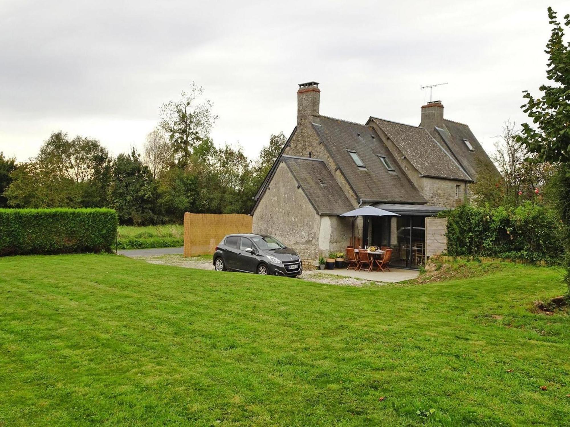 Holiday home Semi-detached House, Brucheville *